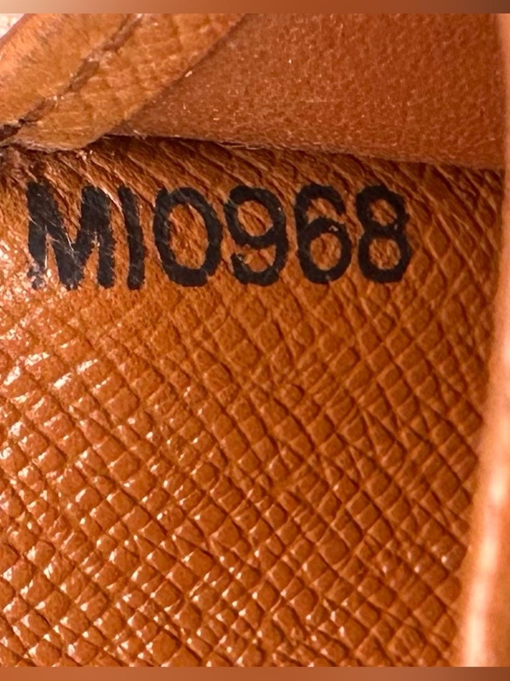 Louis Vuitton Monogram French Kiss Lock Wallet very good condition MI0968 - Picture 4 of 15